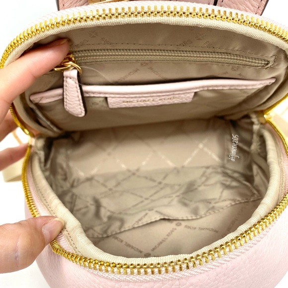 NWT Michael Kors Backpack - Picture 6 of 7